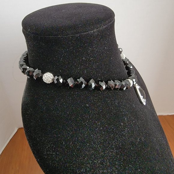 Vintage Style Faceted Black Glass Beads & Clear Rhinestones Necklace Like New! - Picture 5 of 7